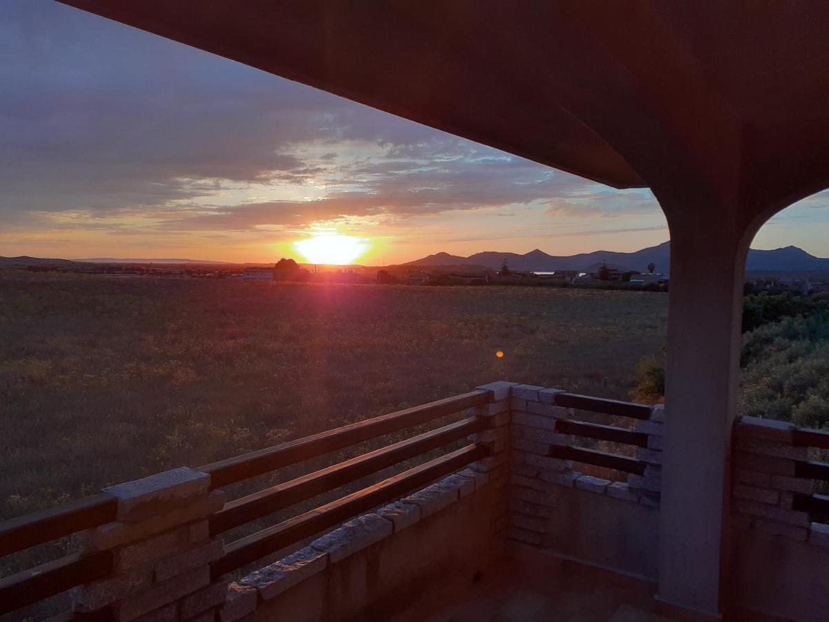 Il Tramonto Hotell Giba Eksteriør bilde